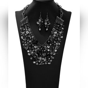 Paparazzi Zi Collection Necklace and Earring Set
